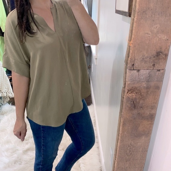 Zenana olive green size medium top - Picture 1 of 7